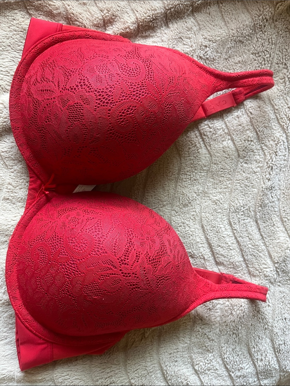 Red Lace T-Shirt Bra - Brand: